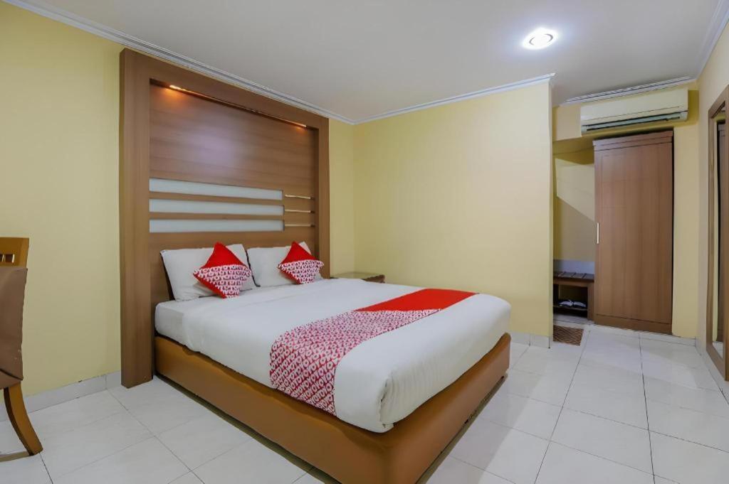 Hotel Senen Indah Syariah Джакарта Экстерьер фото