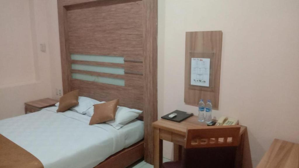 Hotel Senen Indah Syariah Джакарта Экстерьер фото