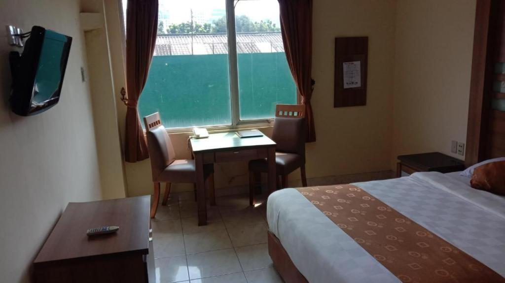 Hotel Senen Indah Syariah Джакарта Экстерьер фото