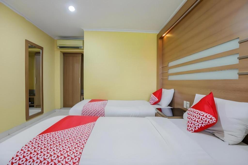 Hotel Senen Indah Syariah Джакарта Экстерьер фото