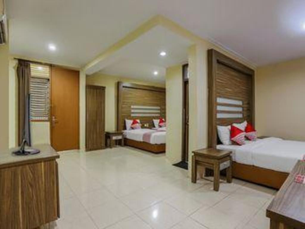 Hotel Senen Indah Syariah Джакарта Экстерьер фото